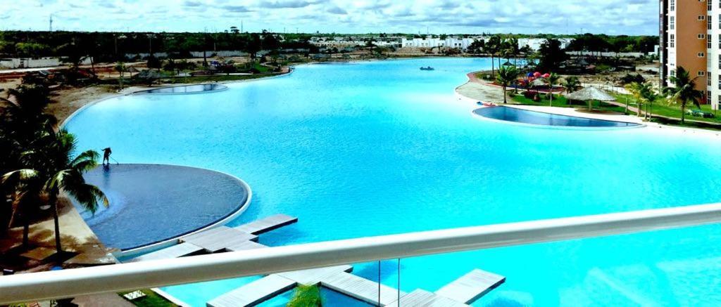 Departamento En Cancun Con 7 Albercas Tipo Playa Y Laguna Εξωτερικό φωτογραφία