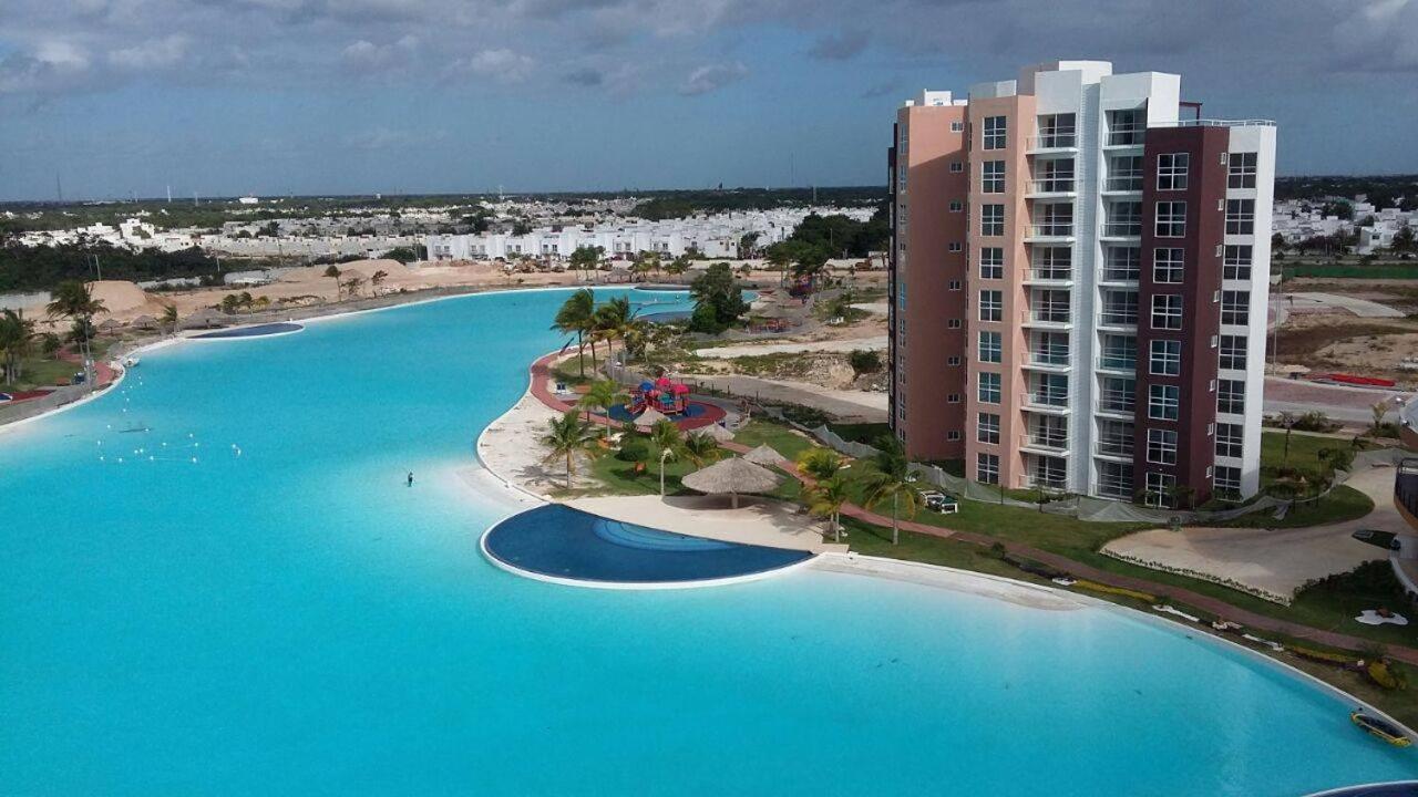 Departamento En Cancun Con 7 Albercas Tipo Playa Y Laguna Εξωτερικό φωτογραφία